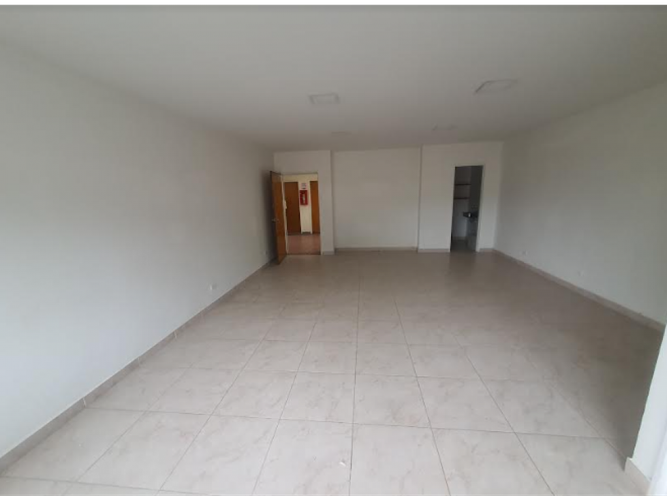 Oficina en arriendo en Shellmar, Envigado, 40 m² · foto 2 de 2