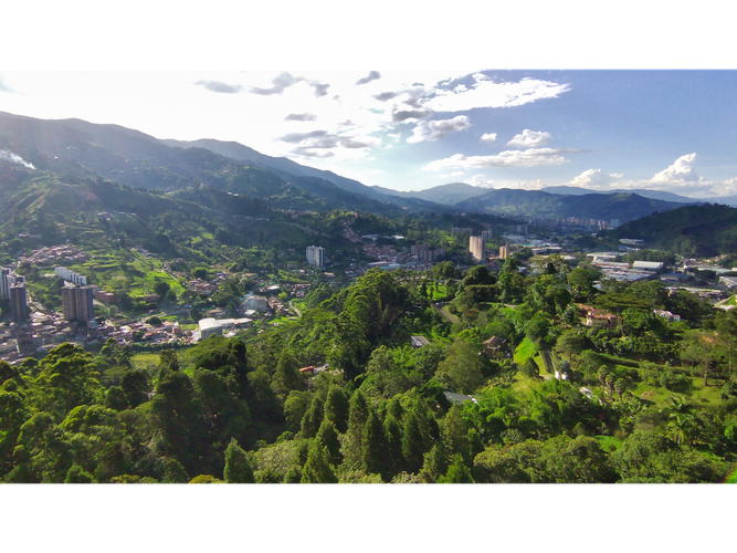 Casa de 2 alcobas en venta en La Tablacita, La Estrella, 284 m² · foto 4 de 24