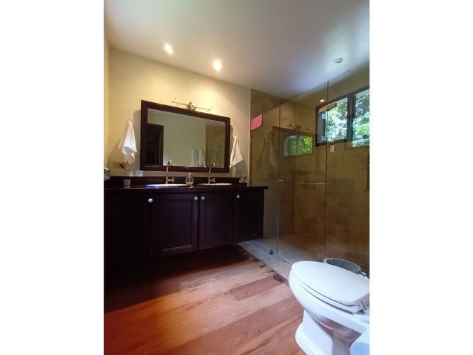 Casa de 2 alcobas en venta en La Tablacita, La Estrella, 284 m² · foto 22 de 24