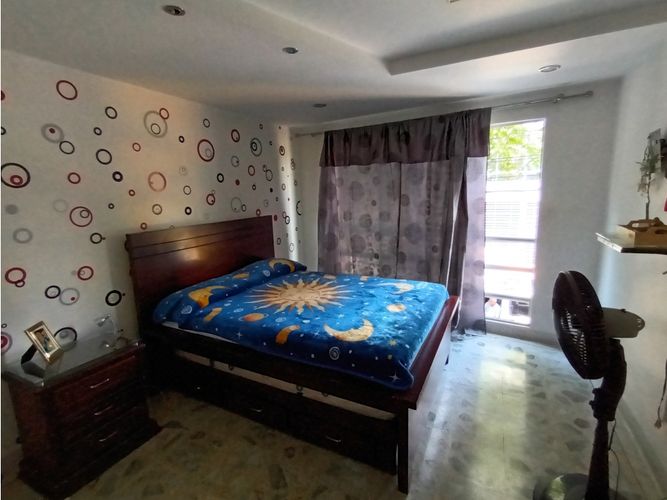 Edificio en arriendo en Conquistadores, Medellín, 614 m² · foto 21 de 24