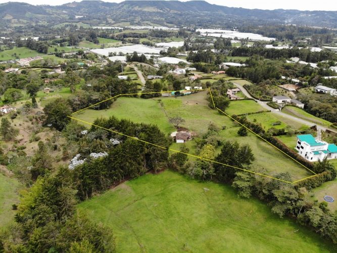 Lote en venta en La Ceja, 31000 m² · foto 4 de 4