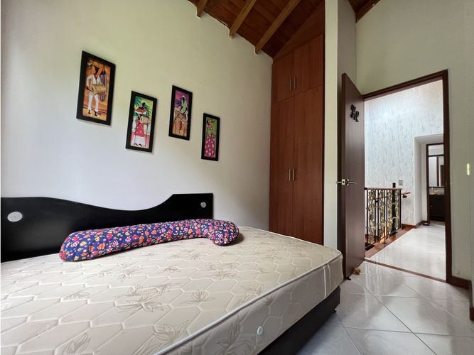 Casa de 3 alcobas en venta en El Trianon, Envigado, 97 m² · foto 8 de 22