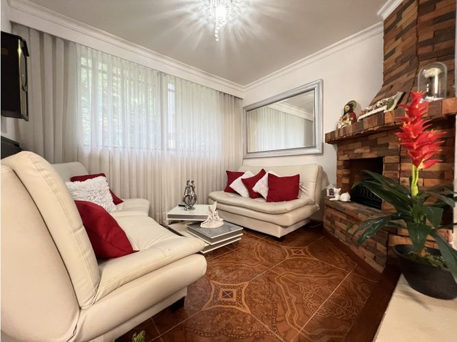 Casa de 3 alcobas en venta en El Trianon, Envigado, 97 m² · foto 10 de 22