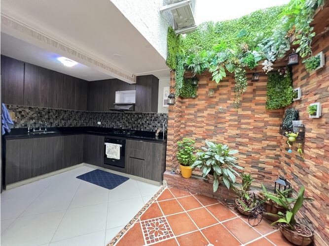 Casa de 3 alcobas en venta en El Trianon, Envigado, 97 m² · foto 17 de 22