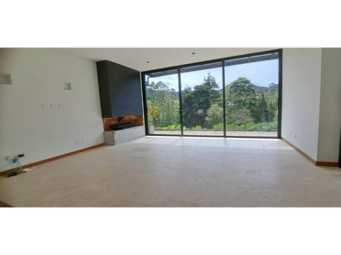 Casa de 3 alcobas en venta en El Capiro, Rionegro, 310 m² · foto 8 de 17