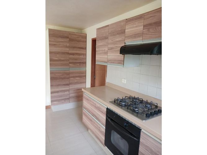 Casa de 6 alcobas en venta en Llano Grande, Rionegro, 400 m² · foto 12 de 20