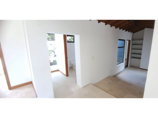 Casa de 3 alcobas en venta en El Capiro, Rionegro, 310 m² · foto 12 de 17