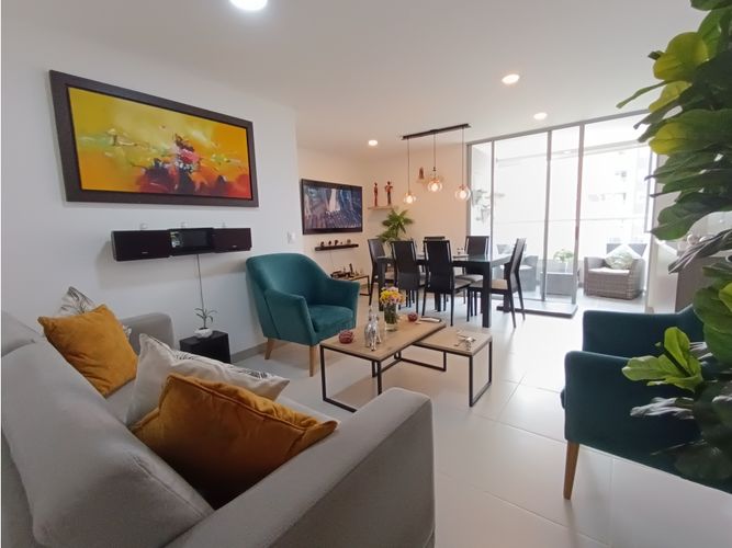 Apartamento en venta en Loma Del Esmeraldal, La Estrella · foto 2 de 18