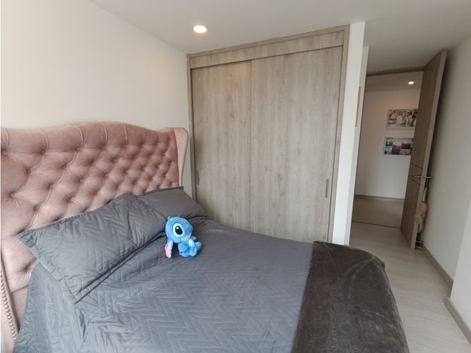Apartamento en venta en Loma Del Esmeraldal, La Estrella · foto 6 de 18