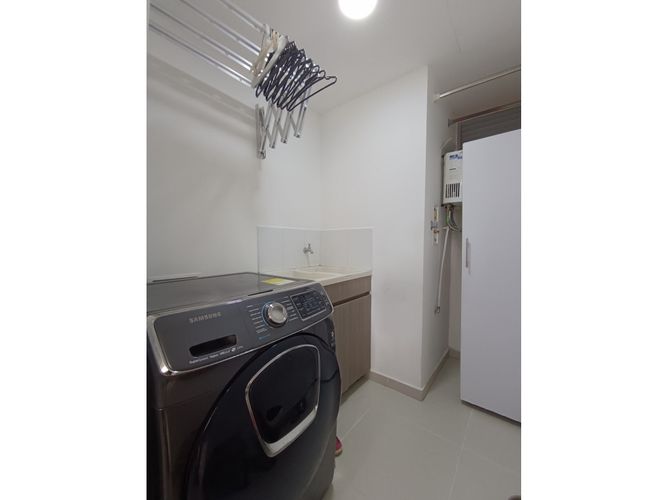 Apartamento en venta en Loma Del Esmeraldal, La Estrella · foto 15 de 18
