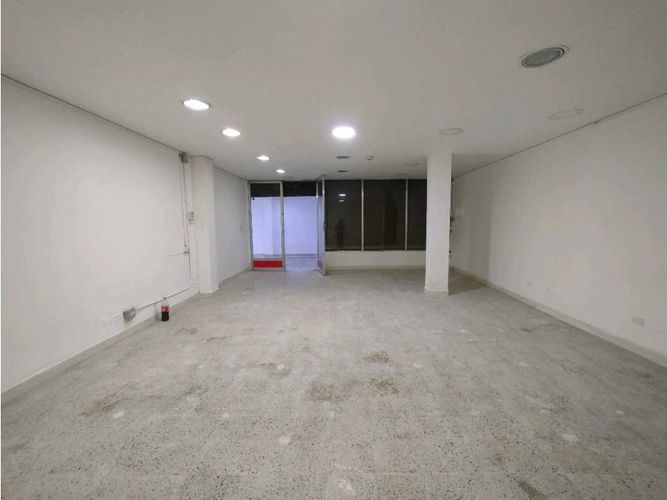 Local en venta en Prados De Sabaneta, Envigado, 60 m² · foto 2 de 4
