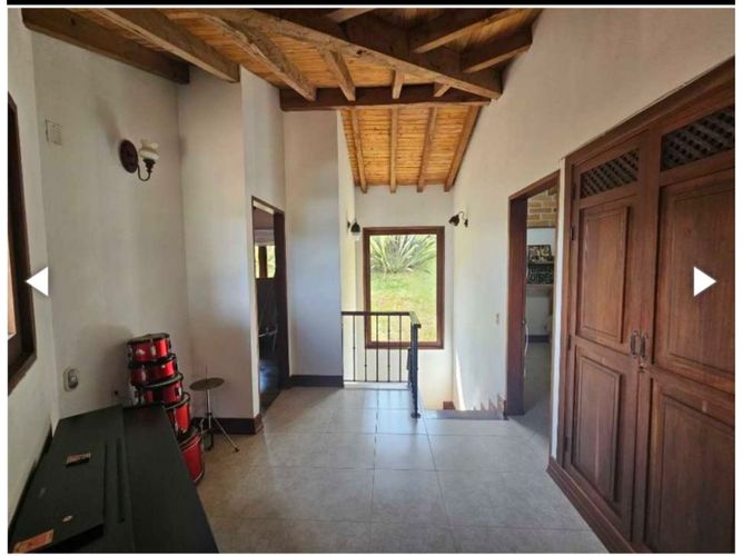Casa de 3 alcobas en venta en Altos Del Escobero, El Retiro, 200 m² · foto 3 de 11