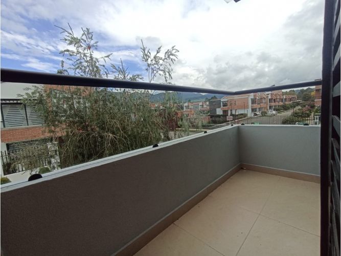 Casa de 3 alcobas en venta en La Ceja, 144 m² · foto 12 de 16