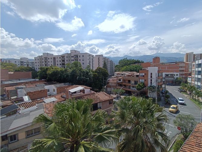 Apartamento de 3 alcobas en venta en Lorena, Medellín, 130 m² · foto 14 de 14