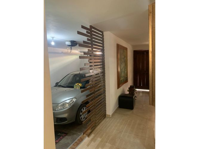 Casa de 3 alcobas en venta en El Porvenir, Rionegro, 195 m² · foto 4 de 16