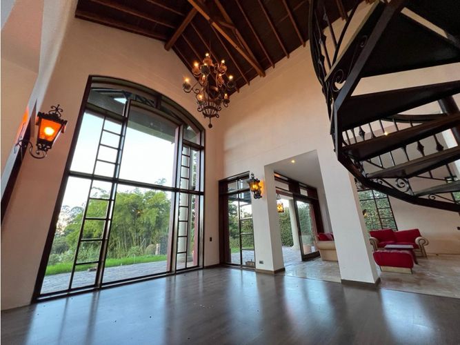 Casa de 6 alcobas en venta en Llano Grande, Rionegro, 1000 m² · foto 9 de 24