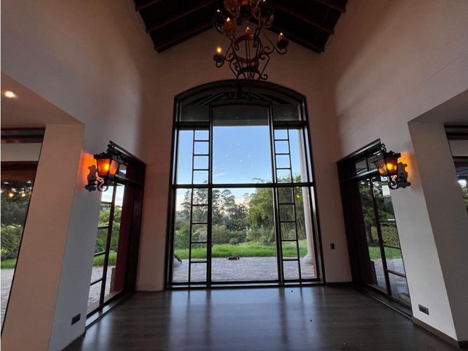 Casa de 6 alcobas en venta en Llano Grande, Rionegro, 1000 m² · foto 10 de 24