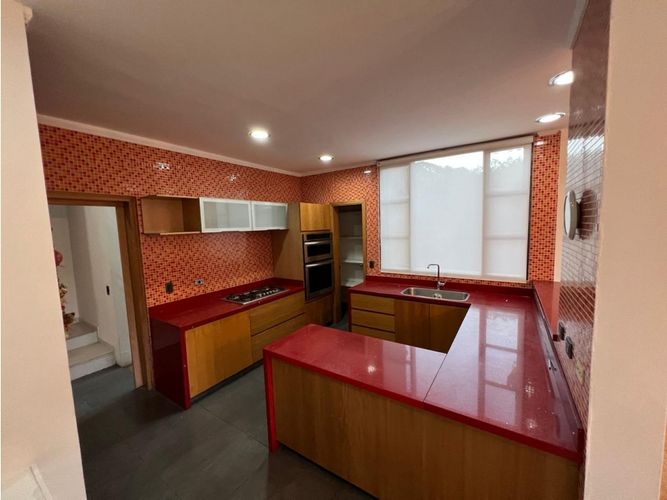Casa de 6 alcobas en venta en Llano Grande, Rionegro, 1000 m² · foto 12 de 24
