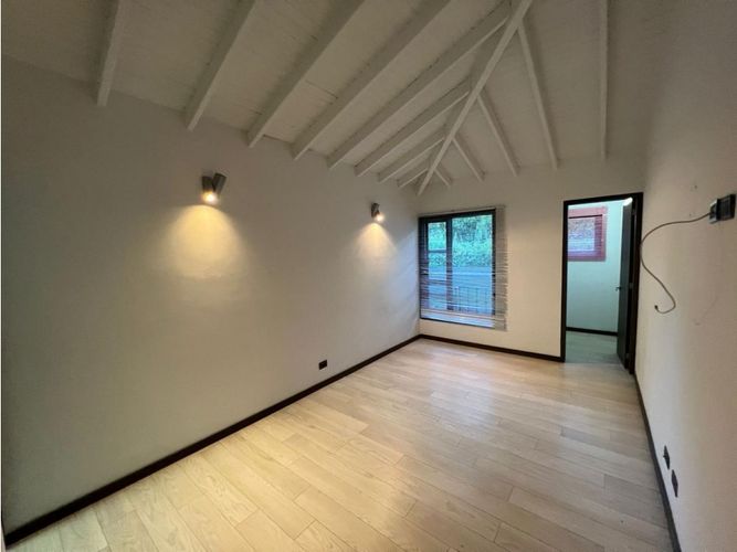 Casa de 6 alcobas en venta en Llano Grande, Rionegro, 1000 m² · foto 19 de 24