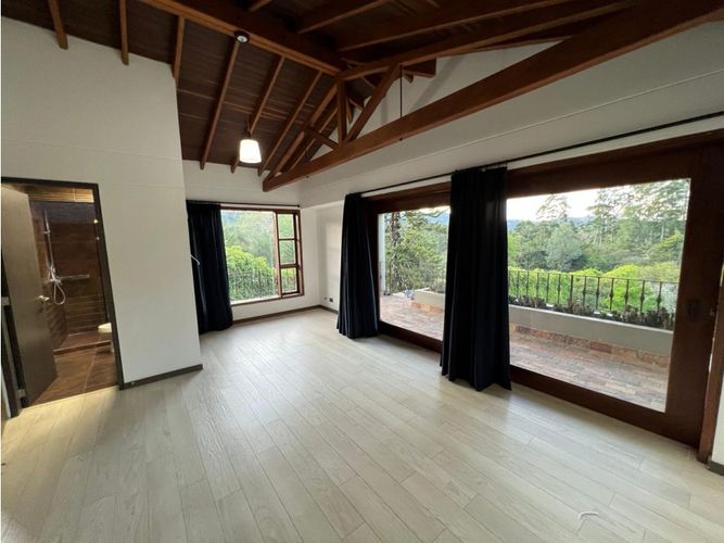 Casa de 6 alcobas en venta en Llano Grande, Rionegro, 1000 m² · foto 22 de 24