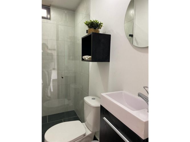 Casa de 6 alcobas en venta en Aeropuerto, Rionegro, 260 m² · foto 13 de 23