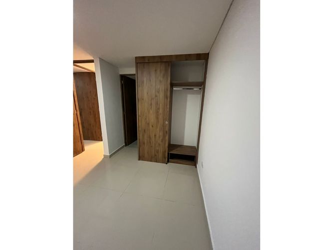 Apartamento de 3 alcobas en venta en Cuatro Esquinas, Rionegro, 57 m² · foto 8 de 10