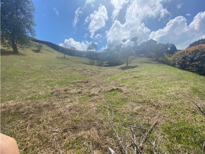 Lote en venta en Centro, Rionegro, 2579 m² · foto 3 de 7