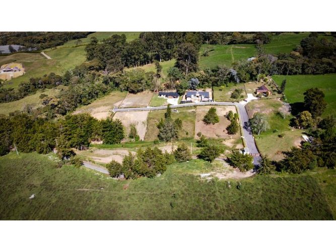 Lote en venta en El Tambo, La Ceja, 1624 m² · foto 8 de 13