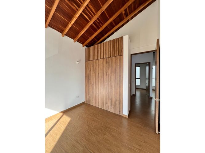 Casa de 3 alcobas en venta en Lomitas, La Ceja, 135 m² · foto 9 de 13