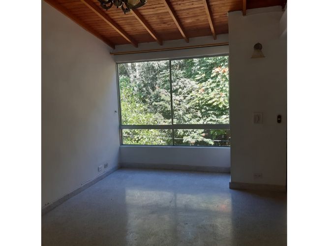 Apartamento de 3 alcobas en venta en El Porvenir, Rionegro, 65 m² · foto 2 de 12