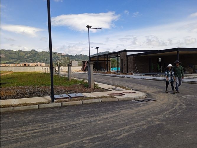 Lote en venta en Santa Catalina, Rionegro, 84 m² · foto 2 de 6