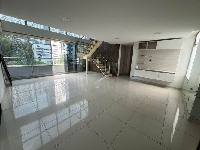 Apartamento de 3 alcobas en arriendo en Vía Las Palmas, Medellín, 150 m² · foto 2 de 16