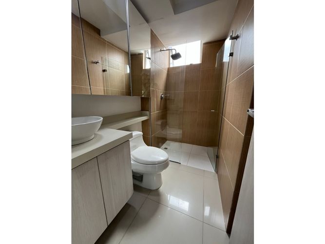 Apartamento de 3 alcobas en arriendo en Vía Las Palmas, Medellín, 150 m² · foto 8 de 16