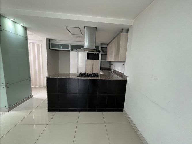 Apartamento de 3 alcobas en arriendo en Vía Las Palmas, Medellín, 150 m² · foto 11 de 16