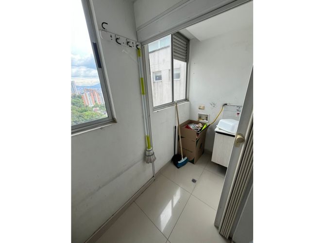 Apartamento de 3 alcobas en arriendo en Vía Las Palmas, Medellín, 150 m² · foto 14 de 16