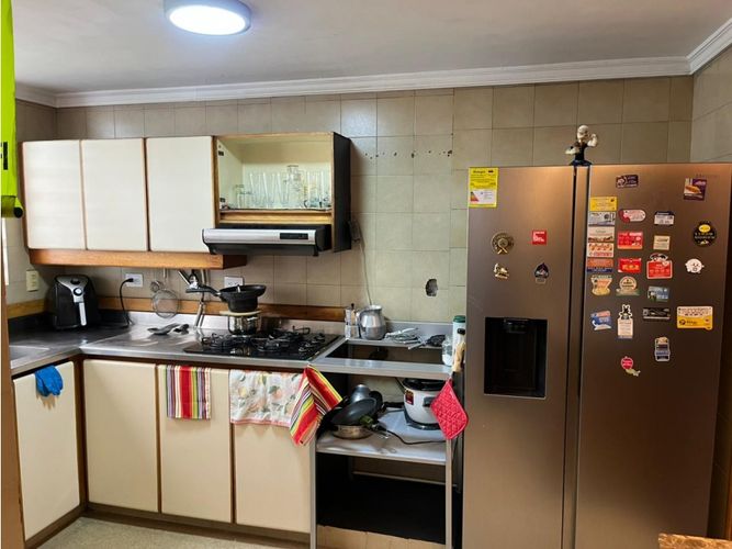 Apartamento de 7 alcobas en arriendo en La Aguacatala, Medellín, 260 m² · foto 2 de 21