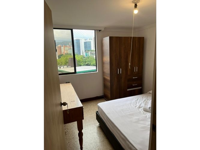 Apartamento de 7 alcobas en arriendo en La Aguacatala, Medellín, 260 m² · foto 9 de 21