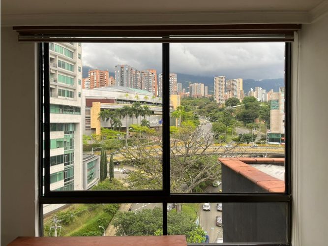 Apartamento de 7 alcobas en arriendo en La Aguacatala, Medellín, 260 m² · foto 10 de 21