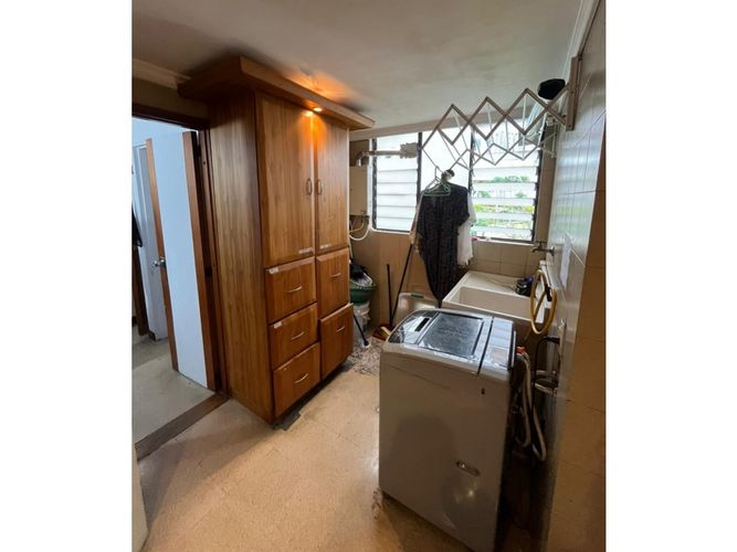 Apartamento de 7 alcobas en arriendo en La Aguacatala, Medellín, 260 m² · foto 12 de 21