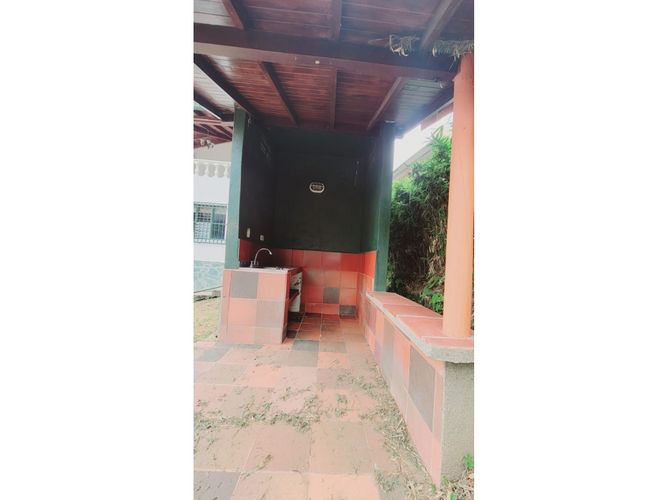 Casa de 5 alcobas en venta en Llano Grande, Rionegro, 380 m² · foto 15 de 24