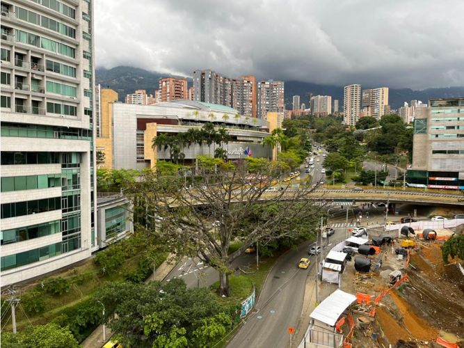 Apartamento de 7 alcobas en arriendo en La Aguacatala, Medellín, 260 m² · foto 18 de 21