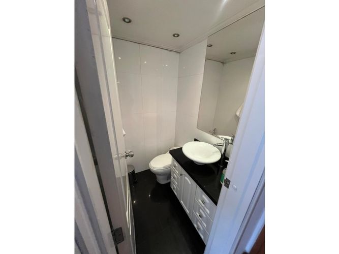 Apartamento de 7 alcobas en arriendo en La Aguacatala, Medellín, 260 m² · foto 19 de 21