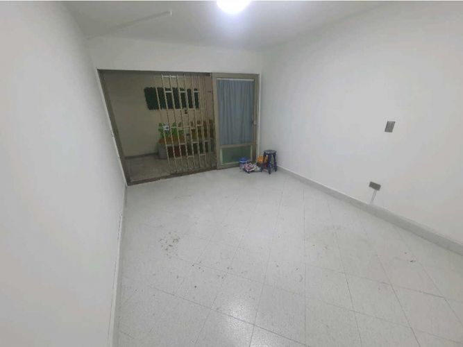 Local en arriendo en Los Naranjos, Envigado, 15 m² · foto 5 de 5