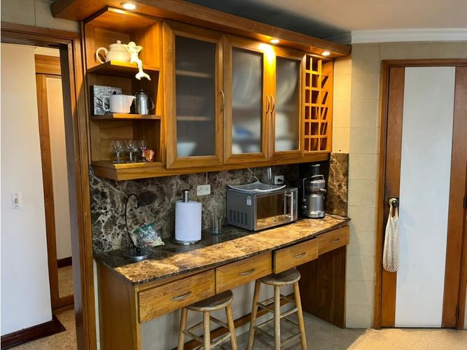 Apartamento de 7 alcobas en arriendo en La Aguacatala, Medellín, 260 m² · foto 20 de 21