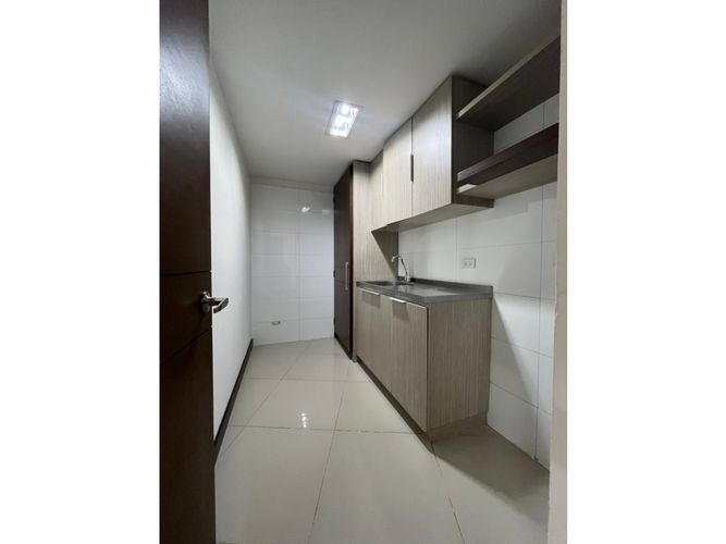 Local en arriendo en Los Naranjos, Envigado, 190 m² · foto 9 de 17