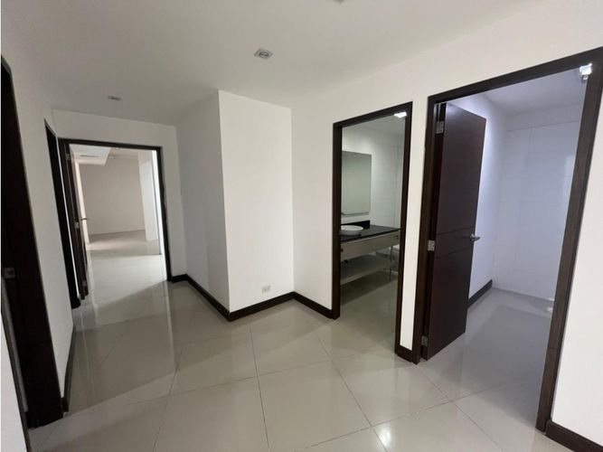 Local en arriendo en Los Naranjos, Envigado, 190 m² · foto 12 de 17