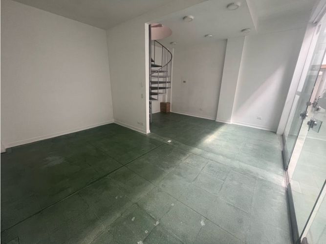 Local en arriendo en Los Naranjos, Envigado, 100 m² · foto 2 de 9