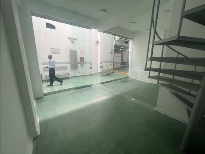 Local en arriendo en Los Naranjos, Envigado, 100 m² · foto 4 de 9