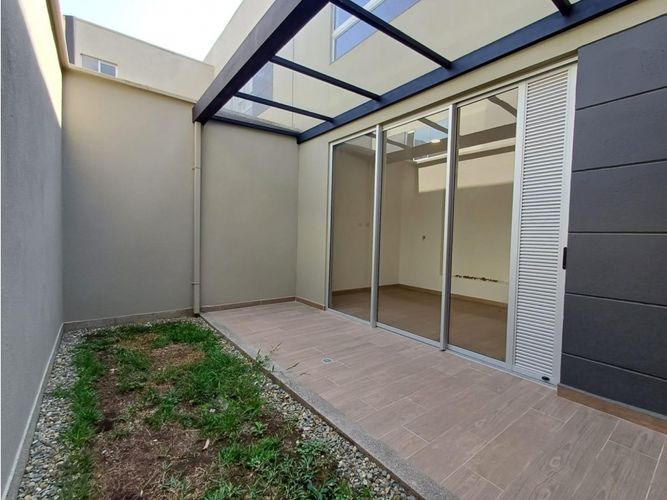 Casa de 3 alcobas en venta en La Ceja, 137 m² · foto 5 de 18