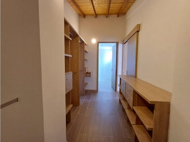 Casa de 3 alcobas en venta en La Ceja, 137 m² · foto 6 de 18